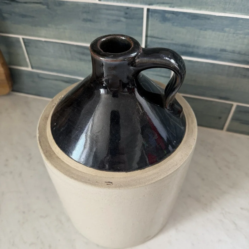 VTG‎ Stoneware Gallon Whiskey Jug Brown/Tan *Hole* Cottagecore Rustic Bar Decor
